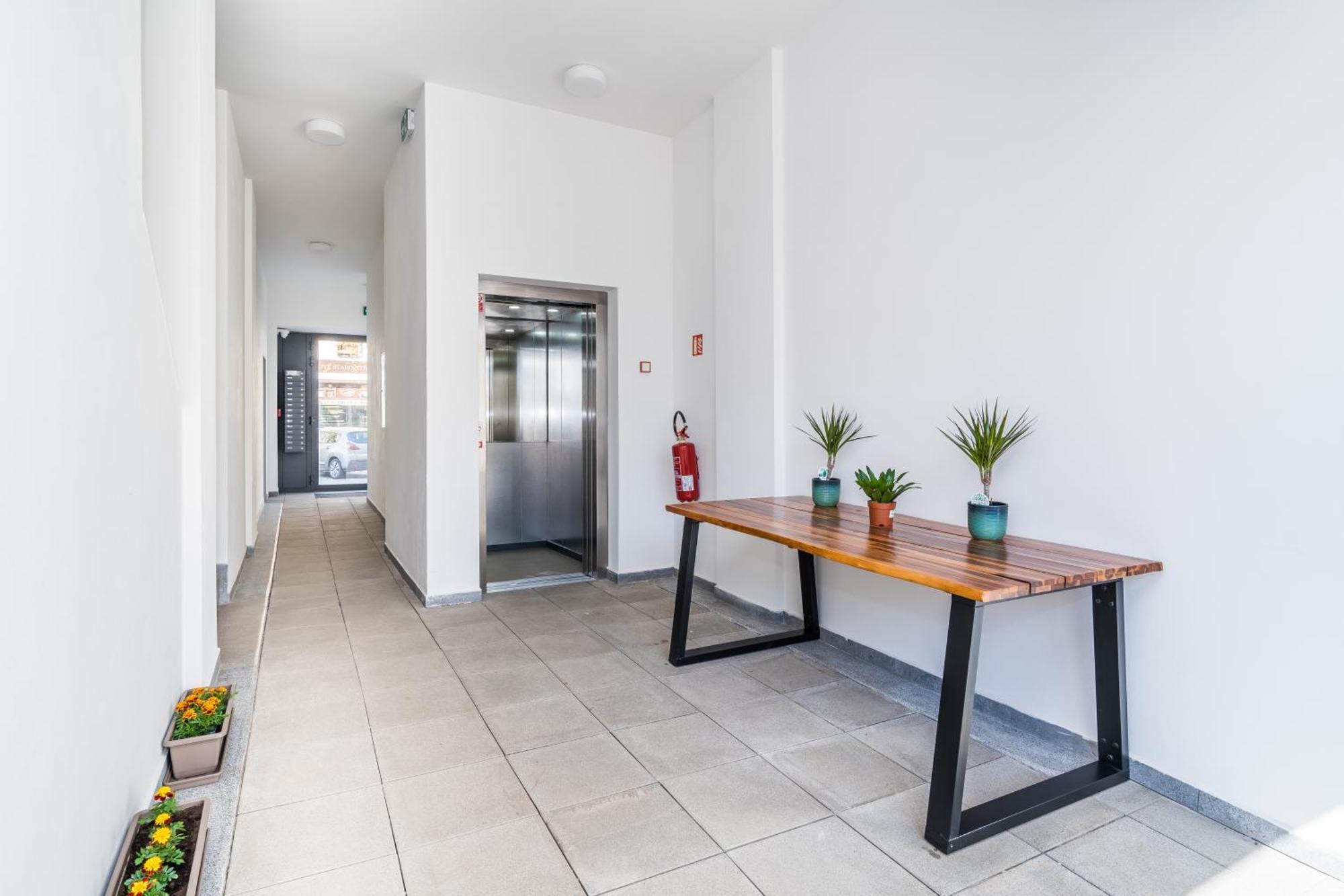 Perla Hradce Apartment Hradec Kralove Bagian luar foto